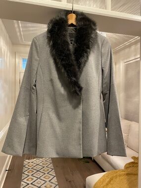 Wool-Blend Gray Jacket with Darker Gray Detachable Faux Fur Collar